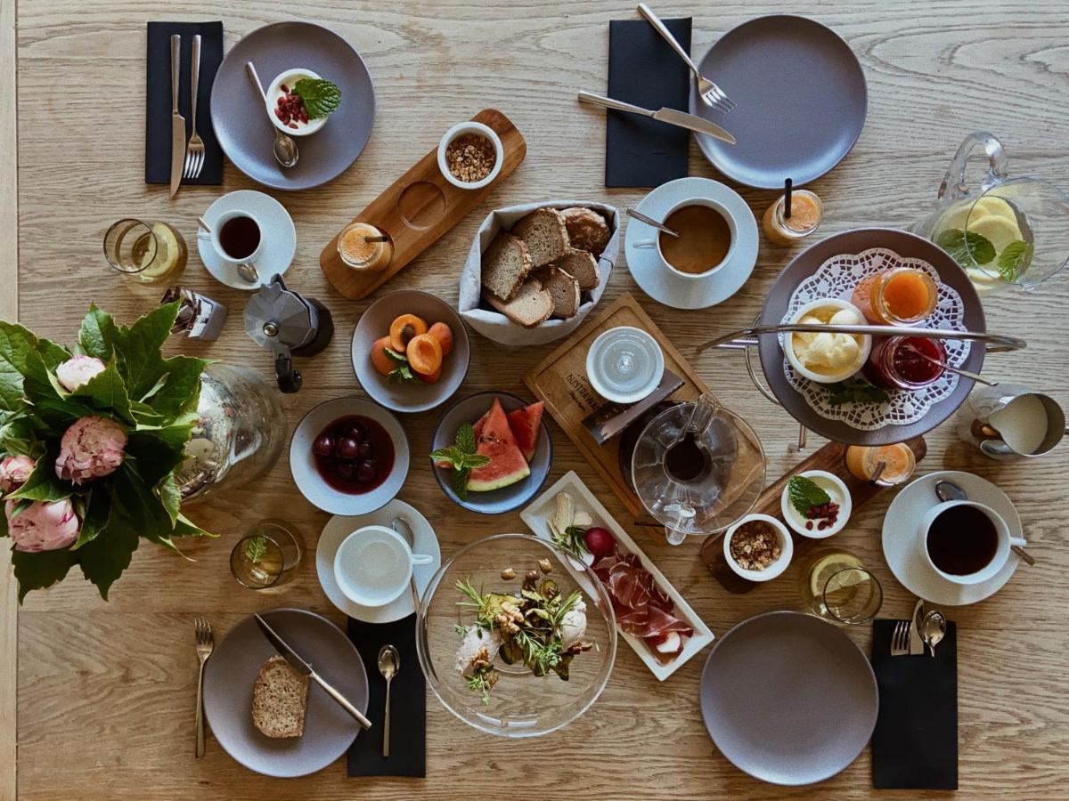 Apartmenthotel Ritterhof Suites & Breakfast Schenna Exteriör bild